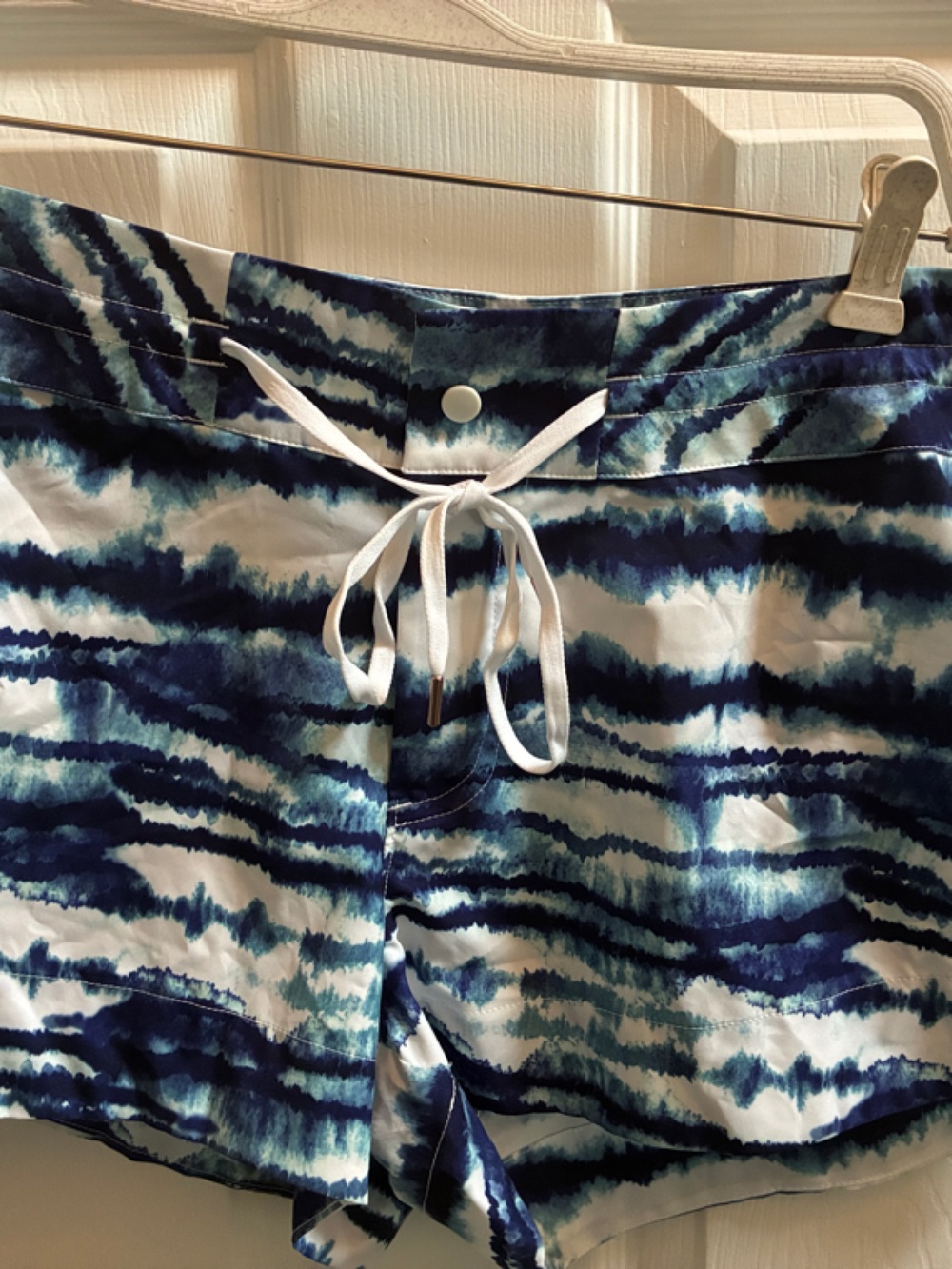 CALIA by Carrie Underwood Blue and White Tie-Dye Active Shorts